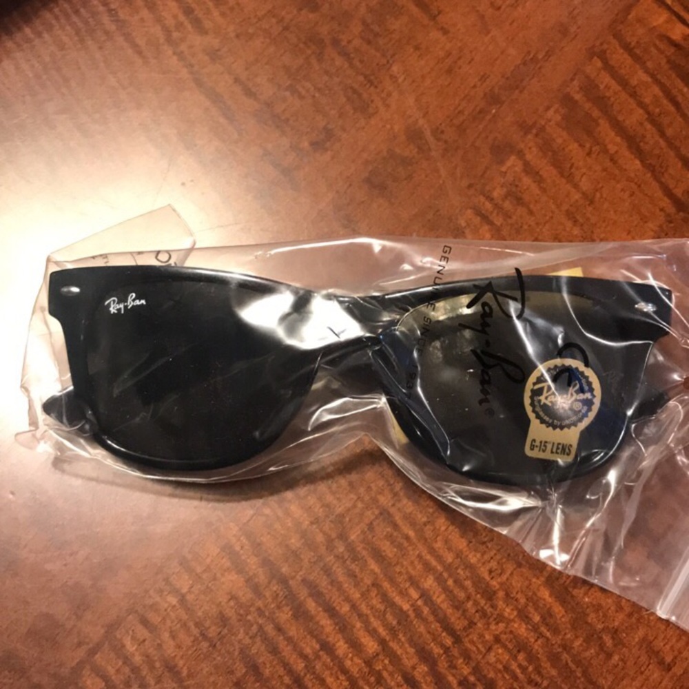 Ray-Ban Crystal Green and Black Wayfarer Uinsex